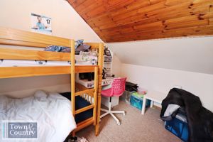 RED BARN ROAD- click for photo gallery